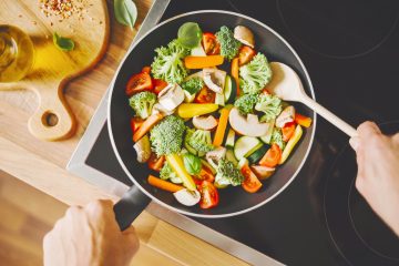 Jak wykorzystać warzywa na patelnię? Dwa sposoby!