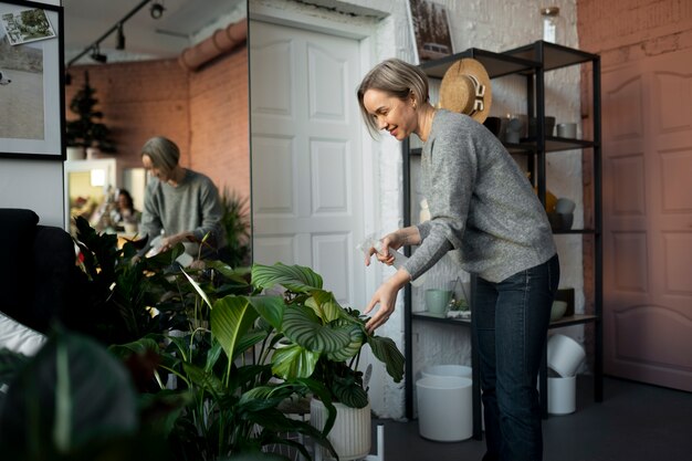 Jak profesjonalne usługi sprzątania mogą zwiększyć produktywność w biurze?